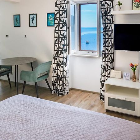 Studio Apartment Above Promenade W Terrace & Parking Рабац Экстерьер фото